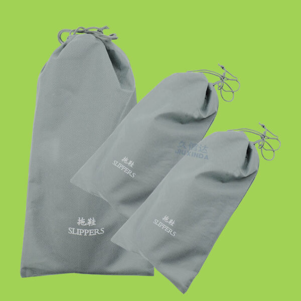 Non-woven slipper bag